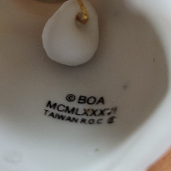 Vintage Jolly Jingles Hand Painted Porcelain Bisque Cat Bell Ornament 3"x2" - Picture 6 of 12